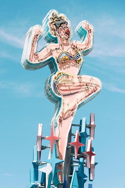American West - Showgirl by Philippe HUGONNARD