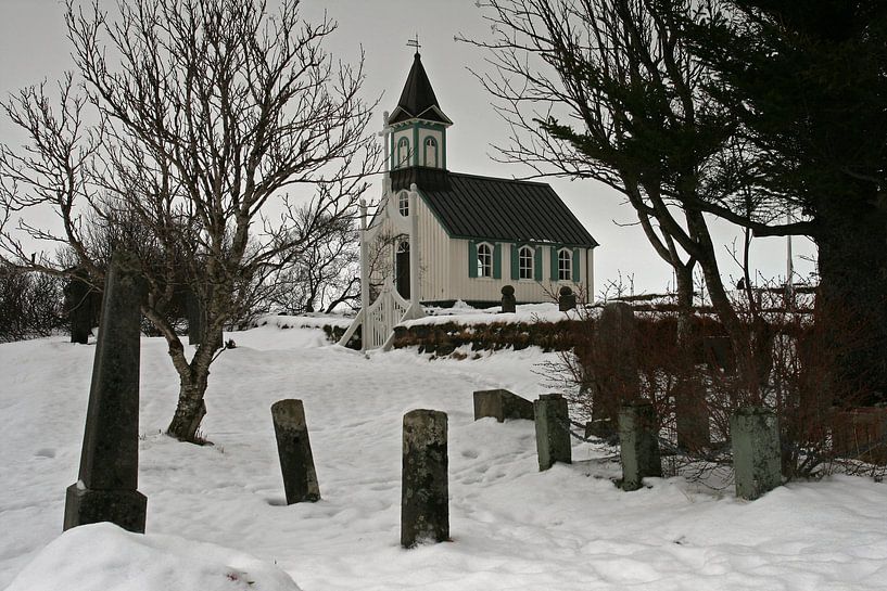 Kirche in winterlicher Atmosphäre von Antwan Janssen