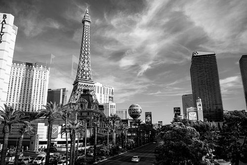Las Vegas uitzicht op The Strip met Eiffeltoren | Zwart-wit, reisfotografie, urban