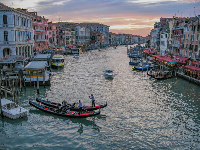 Venice by Hello Pompoyo