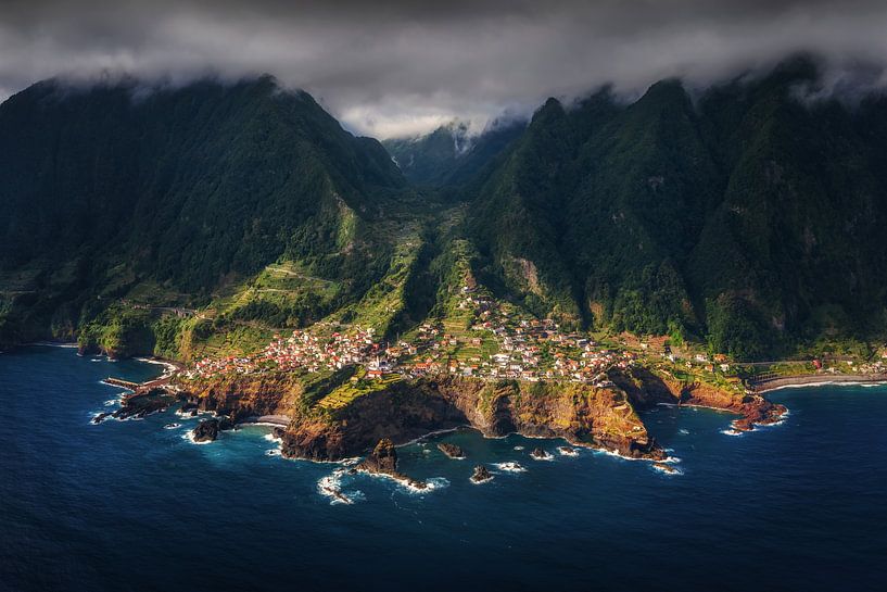 Seixal - Madeira by Martin Podt