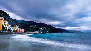 Monterosso on a cloudy morning by Rene Siebring