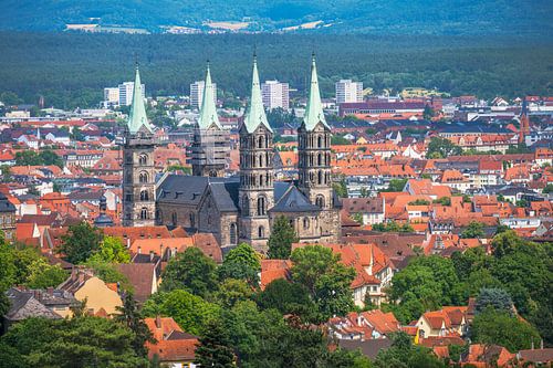 Uitzicht over Bamberg met de historische kathedraal