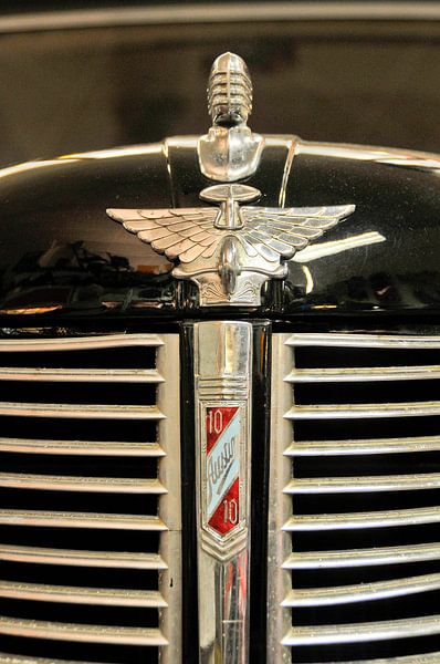 Façade d'un saloon Austin 10 de 1946 par Lars-Olof Nilsson
