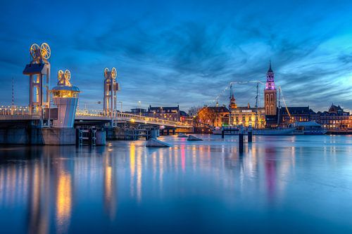 Kampen aan het begin van de avond van Erik Wilderdijk
