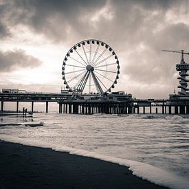 La jetée - Scheveningen sur Johan van Esch