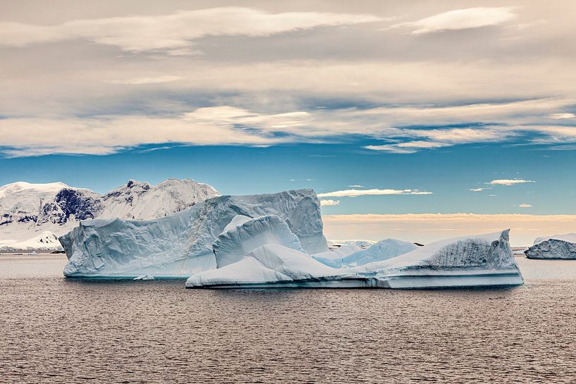 The icebergs of Antarctica by Roland Brack