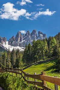 Blick zur Geislergruppe von St. Magdalena, Villnösstal, Südtirol