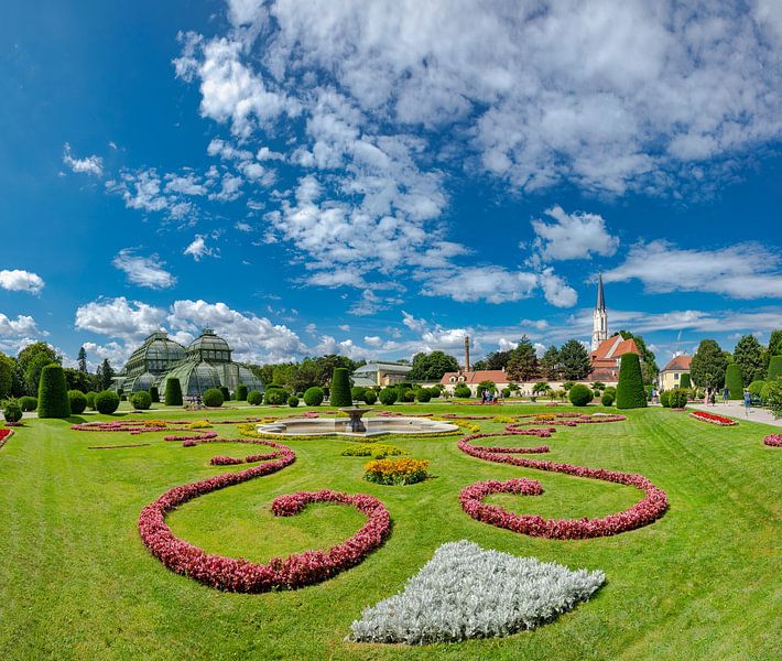 Palmenhausgarten, Großes Palmenhaus Schloss Schönbrunn, Wien, Österreich von Rene van der Meer