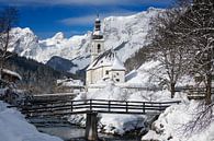 Ramsau kerk in de Alpen in de sneeuw in de winter van iPics Photography thumbnail