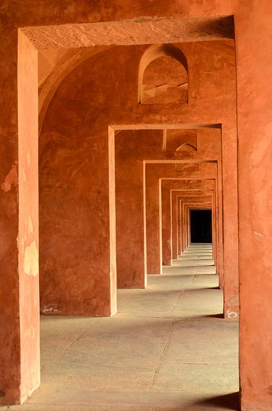 Taj Mahal walkway by Richard Guijt Photography