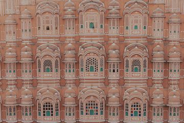 Roze gevel Hawa Mahal | reisfotografie print | Jaipur India van Kimberley Jekel