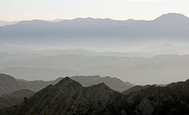Mountain range in Ed Davis Park, California by Lensw0rld