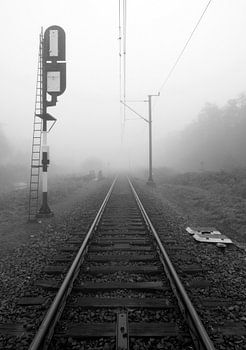 Eisenbahn im Nebel