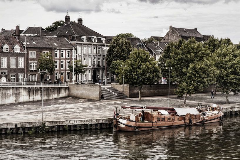 Maaskade @ Maastricht by Rob Boon