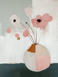 Nature morte moderne avec fleurs sur Japandi Art Studio