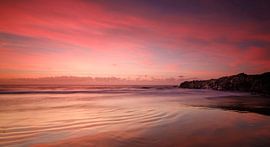 Red dawn by Rudy De Maeyer