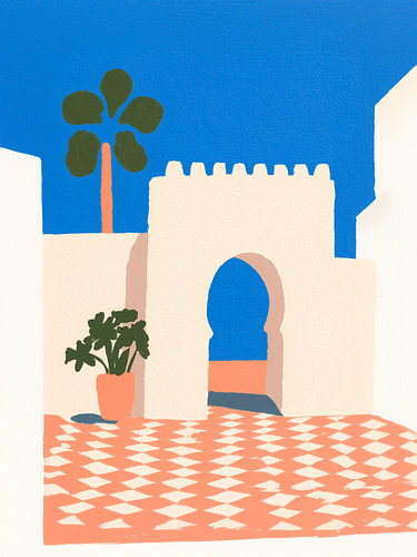 Maurischer Bogen unter blauem Himmel – Minimalistisches Reisebild