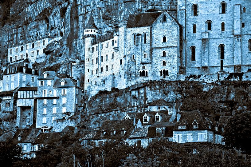 Medieval castle in the pilgrimage site of Rocamadour by Silva Wischeropp