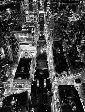 New York by night by Felix Wiesner