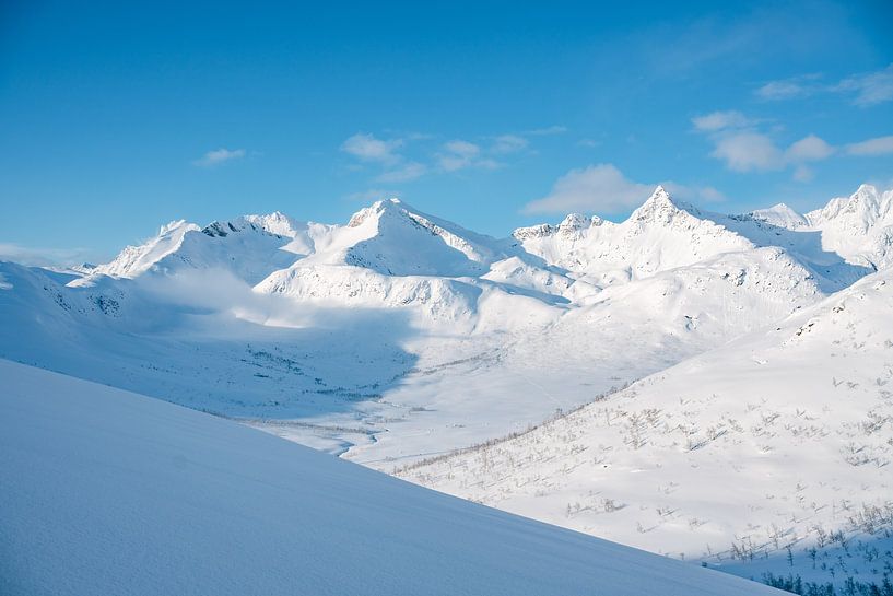 Winter Mountains near Tromso, Norway by Leo Schindzielorz