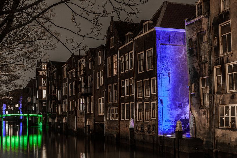 Dordrecht Pottenkade (achterzijde Voorstraat) by John Ouwens