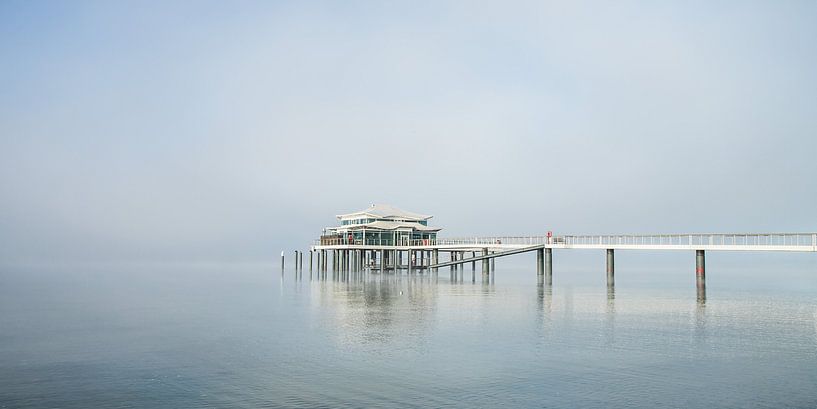 Teehaus auf dem Meer von Werner Reins