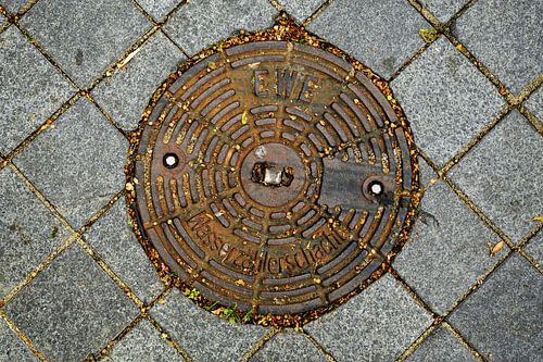 Round cover for water meter pit