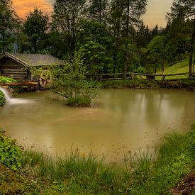 moulin à eau dans les Alpes sur Richard Driessen