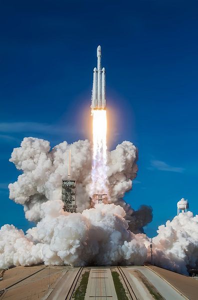 SpaceX Falcon Heavy Liftoff 3 by Steven Kingsbury