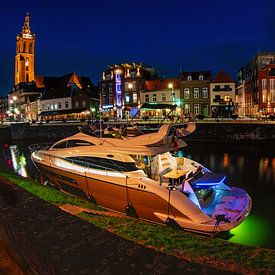Voorstad Roermond met boot