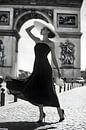 Stylish shoot at the Arc de Triomphe by Skyfall thumbnail