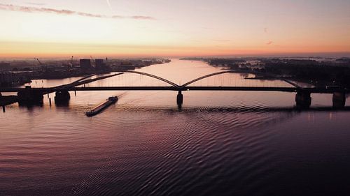 Merwedebrug Gorinchem bij Zonsopkomst – Wanddecoratie