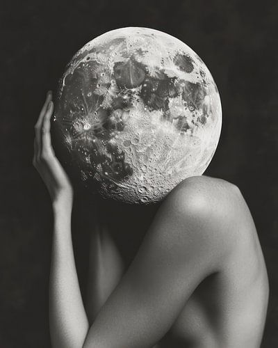 Moon as Mind