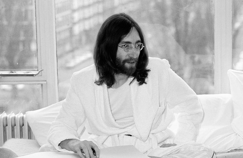 John Lennon 1969 lit en par Jaap Ros