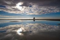 Drowning cottage, Vlieland by Desiree van Oeffelt thumbnail