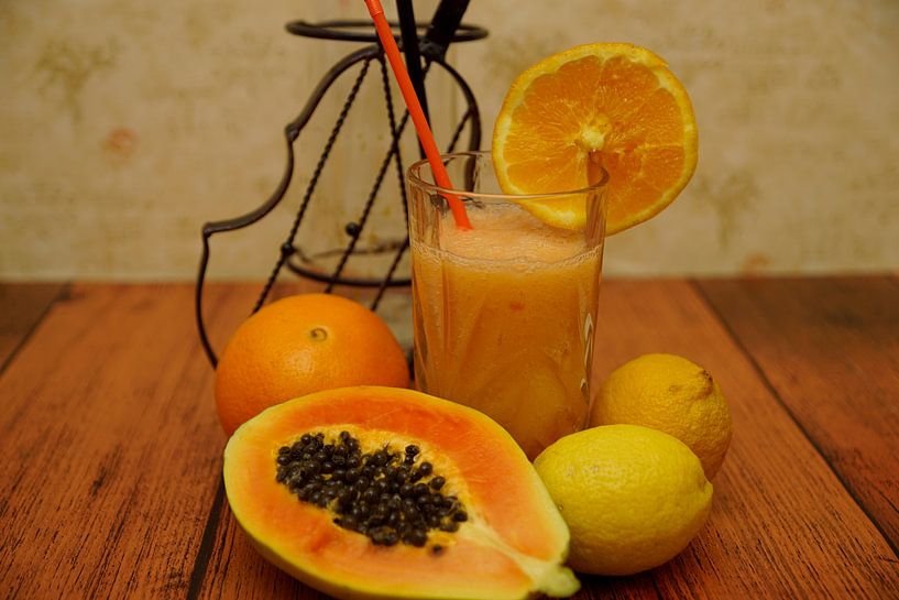 Papaya-Cocktail mit Rum, Zitrone und Orange von Babetts Bildergalerie