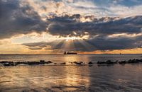 Between clouds and water