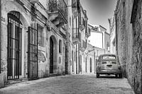 Een oldtimer Fiat 500 in Syracuse, Sicilië, Italië.