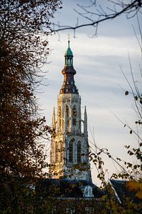 Sonnenaufgang in Grote Kerk Breda von JPWFoto