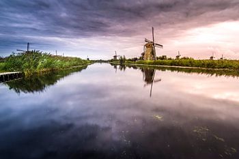 Kinderdijk tijdens zonsondergang