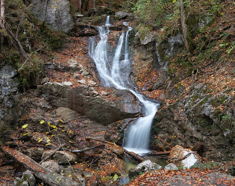 Waterfall in autumn by Teresa Bauer