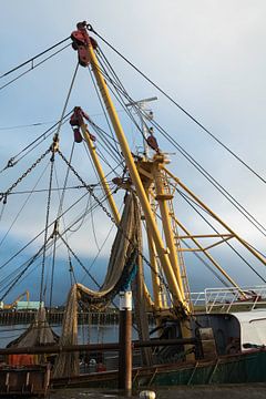 die Netze eines der letzten Fischerboote auf der niederländischen Insel Texel,