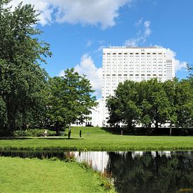 Au cœur de Rotterdam, l'Erasmus Mc est un exemple de la crise de la couronne. sur Valentijn Meeuwis