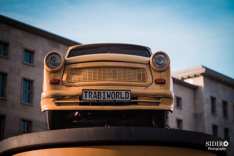 Trabant, Berlin by Gabriella Sidiropoulos