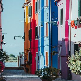 Die Straßen von Burano, Venedig, Italien von Pitkovskiy Photography|ART