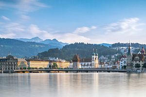 Skyline of Luzern van Ilya Korzelius