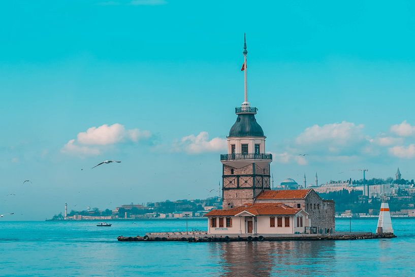 Istanbul by Hello Pompoyo