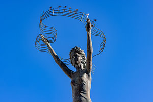 Statue 