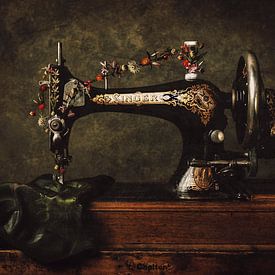 Vintage Flower Singer by Petri Vermunt